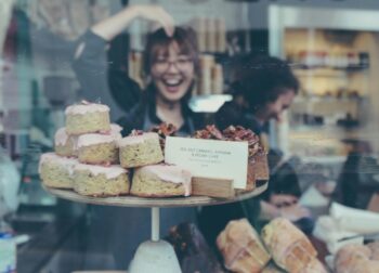 笑顔でコーヒー